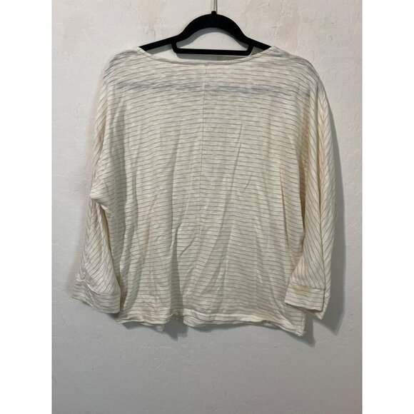 Chico's Sz 3 (US XL 16) White Long Sleeve Tee with Gold Stripes - Picture 5 of 7